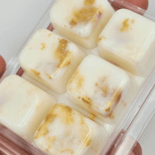 Load image into Gallery viewer, Rose Geranium &amp; Sweet Orange Soy Wax Melts with 100% Pure Essential Oil
